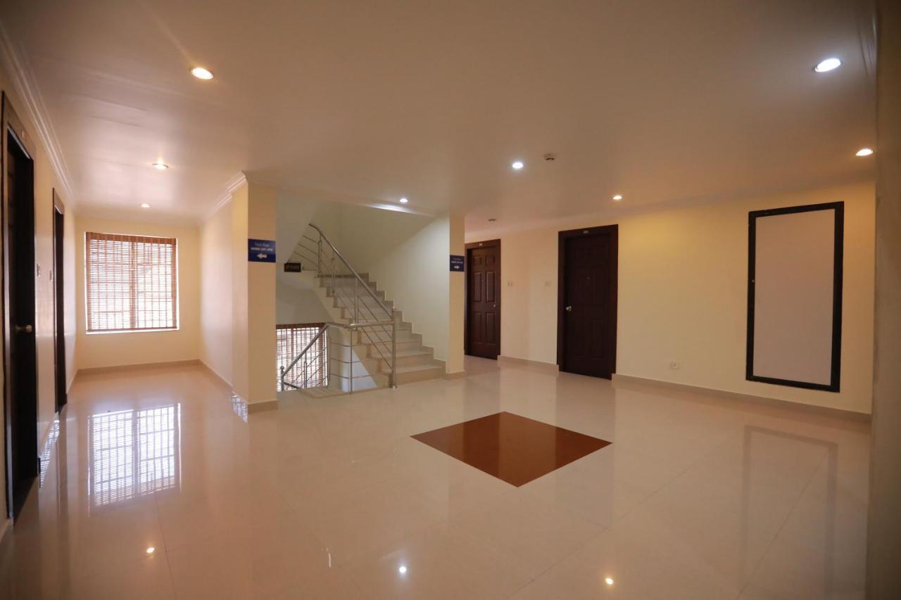 Hotel Peninsula Thrissur Luaran gambar